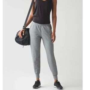 Lululemon Women's Gray Joggers Full Length, Cuffed at Ankle, Pockets, Size 2